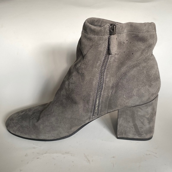 Eileen Fisher Women's Gray Suede Chunky Heeled Booties Rubber Sole size 9 - Picture 8 of 10